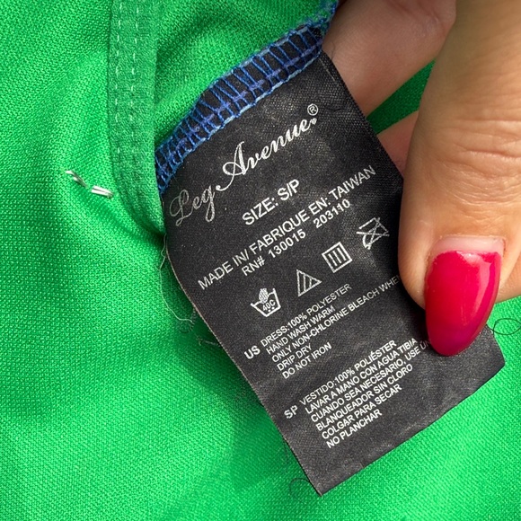 Blue and Green Costume Dress with Yellow Buttons Mario Bros - Picture 2 of 2